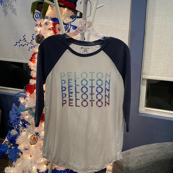 Peloton Raglan Sleeve Baseball Shirt NWOT Medium - Picture 1 of 5